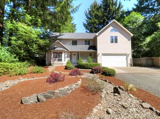 9775 SE Cedar St, Newport, OR 97366