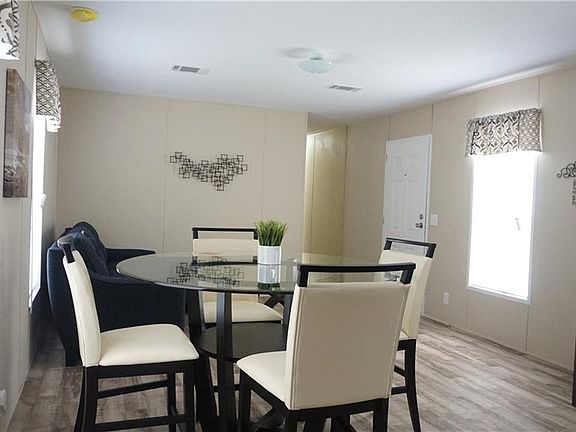 5th image of 1408 Easton Way #1410