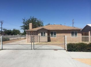 16368 Spruce St, Hesperia, CA 92345