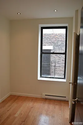 Rented by Oxford Property Group | media 25