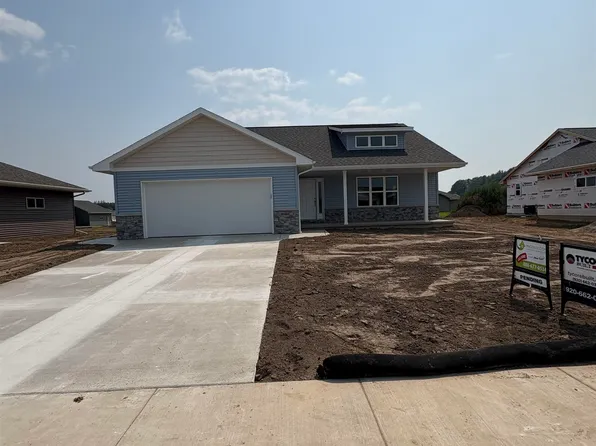 4649 Paul Ln, Green Bay, WI 54313