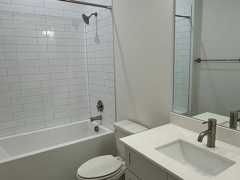 1633 54th Ave N #17 — Photo 16