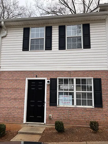 209 E Wilson St Photo 1
