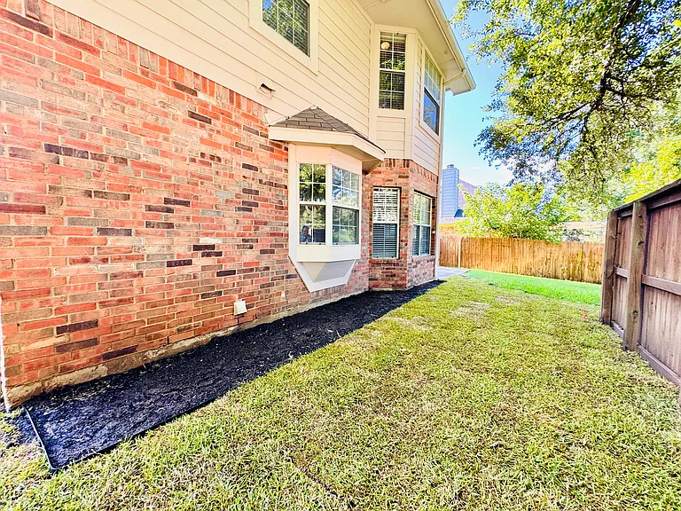 4021 Aladdin Dr — Photo 31