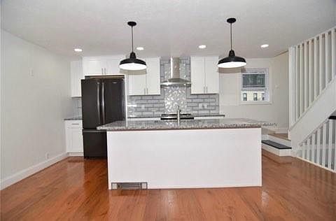 3rd image of 59 Elmwood Ave