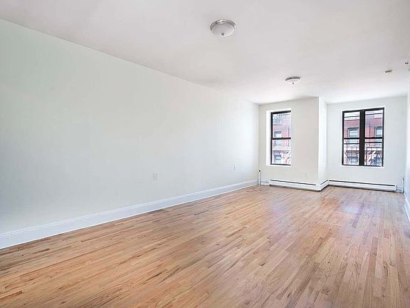 2nd image of 72 E 97th St #2B