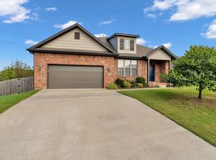 1016 Marbella Ct, Cave Springs, AR 72718