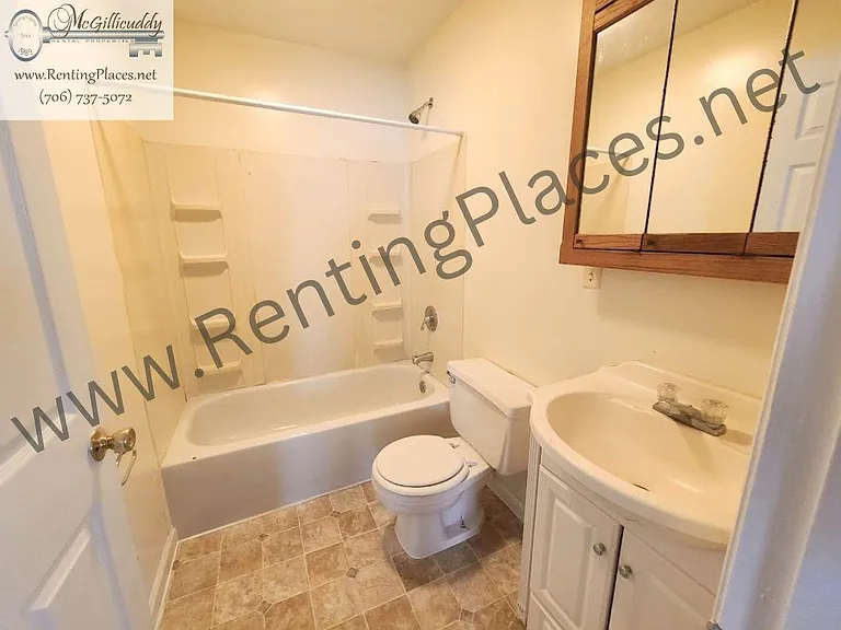 1515 Forest St — Photo 4