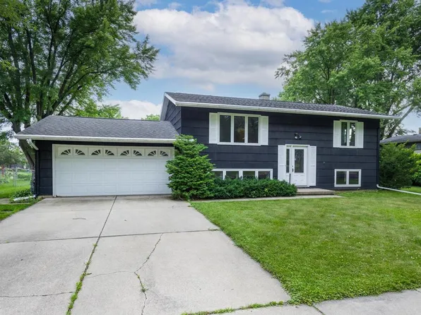 6619 Cooper Avenue, Middleton, WI 53562