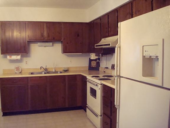 5th image of 927 Blueridge Dr