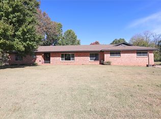 2122 SE Hampden Rd, Bartlesville, OK 74006