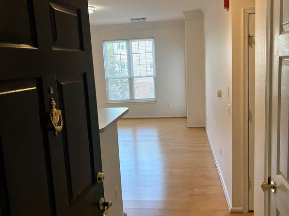 1601 Spring Gate Dr Unit 1209, Mc Lean, VA 22102