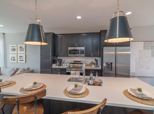 229 Cheshire Ln, Waynesboro, VA