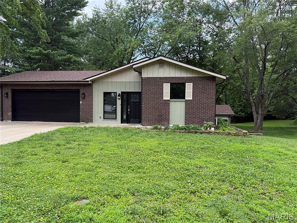 1st image of 25 Glen Ridge Dr