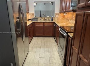 8045 SW 21st Ct, Hollywood, FL 33025