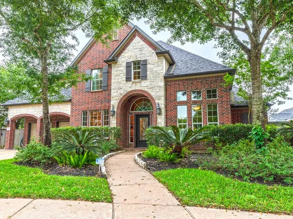 26303 Hickory Field Ct, Cypress, TX 77433