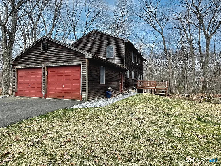 1315 Purchase Brook Rd — Photo 37