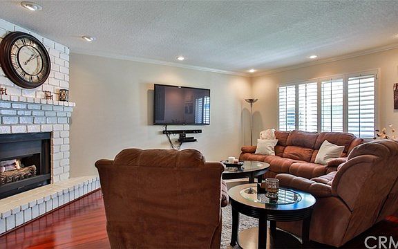 5th image of 639 W Fletcher Ave Unit 20