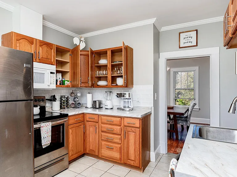 257 Gordon Pl — Photo 19