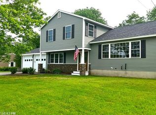 9 Savage Rd, Searsport, ME 04974