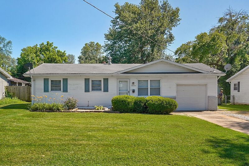 1st image of 3318 W Dorber Dr