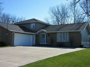 6650 Ponderosa Dr, Erie, PA 16509