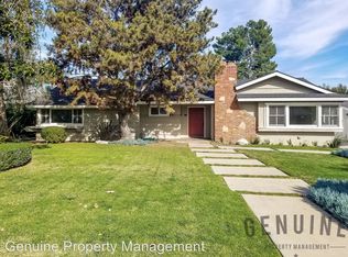 376 Vista Baya, Newport Beach, CA 92660