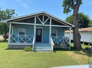 4515 7th St, Bacliff, TX 77518