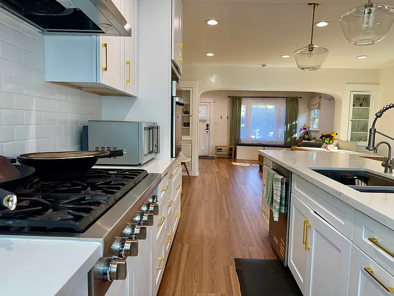 7945 Caldwell Ave — Photo 14