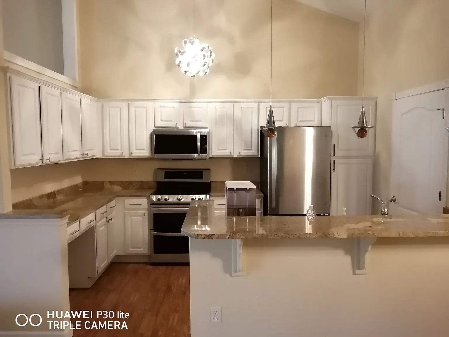 2 bed, 1475 sqft, $1,900 — Photo 3