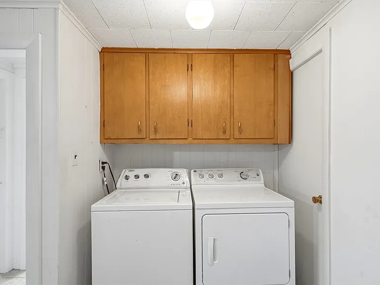 23 Edmund St #2 — Photo 10