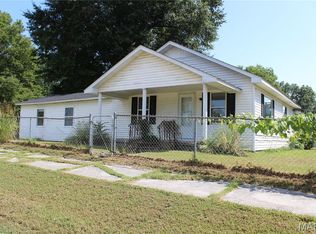 402 SE Front St, Naylor, MO 63953