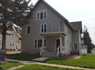 811 E Walnut St, Horicon, WI 53032