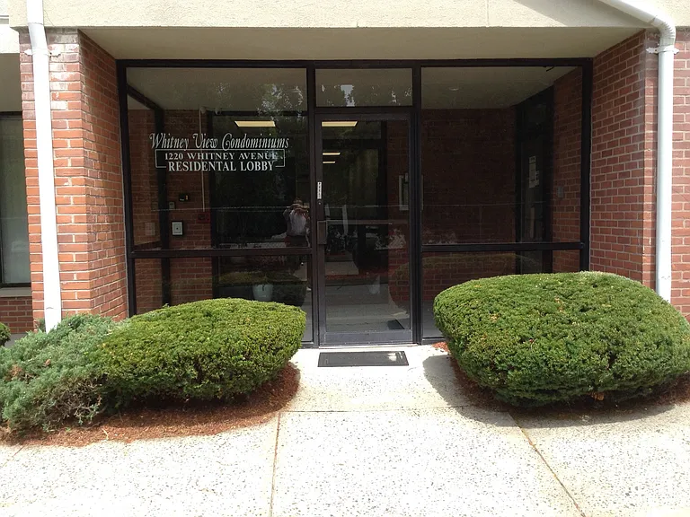 1220 Whitney Ave #D2 — Photo 16