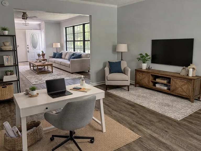 162 NW Palmetto Blvd — Photo 11