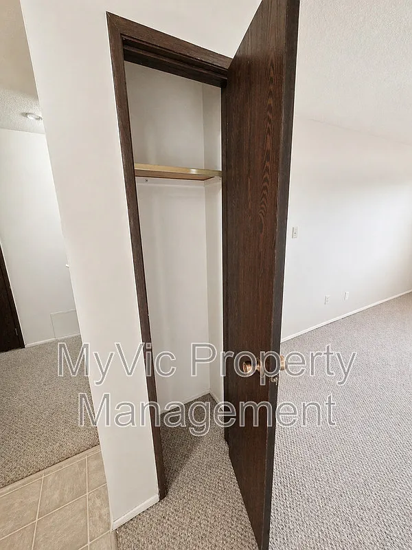 1 bed, 1.0 bath, $1,250 — Photo 2