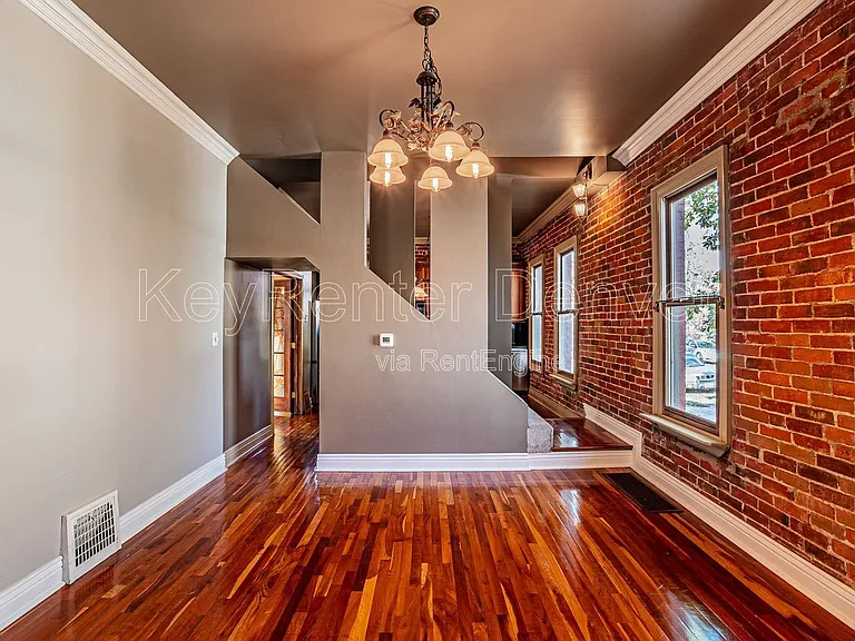 2105 W 31st Ave — Photo 8