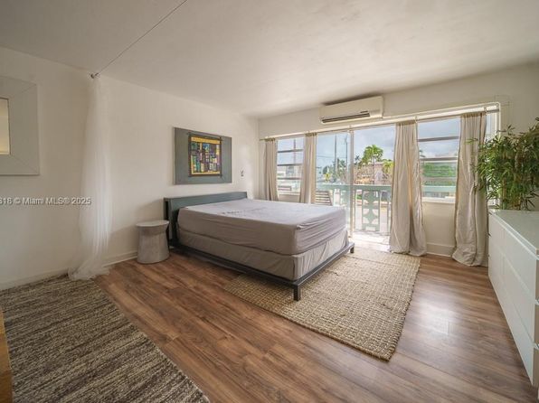 1100 11th St APT 202