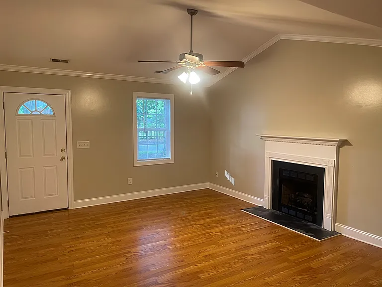 113 Charlotte Ave — Photo 5