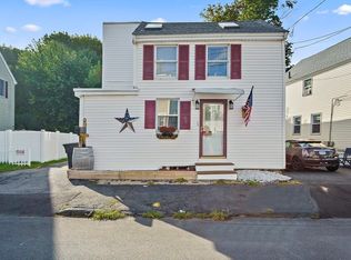 26 Center St, Woburn, MA 01801