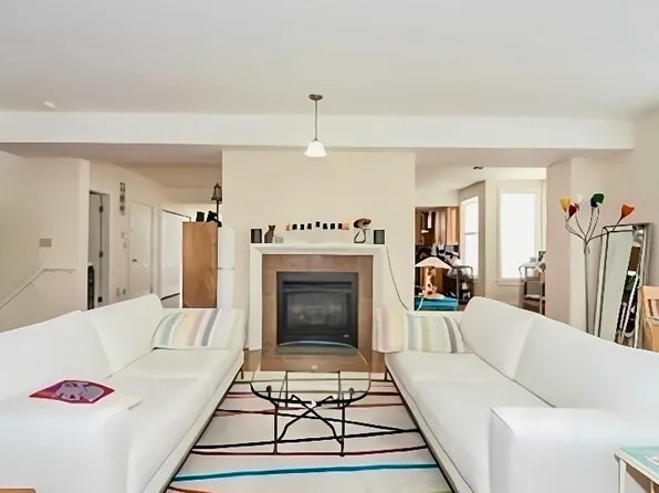 53 Winslow Rd, Brookline, MA 02446