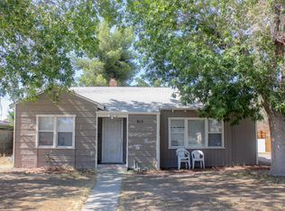 909 W Newgrove St #2, Lancaster, CA 93534