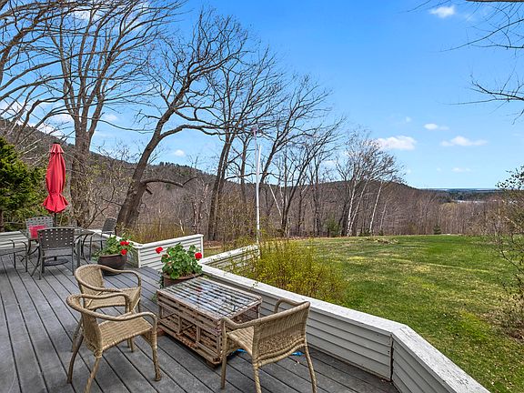 4th image of 120 Barnestown Road