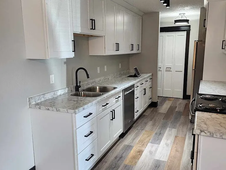 The Rock Apartments — Photo 11