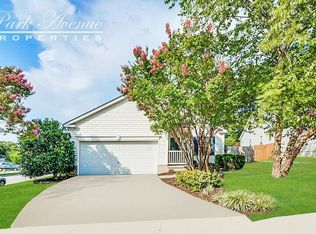 203 Homestead Park Dr, Apex, NC 27502