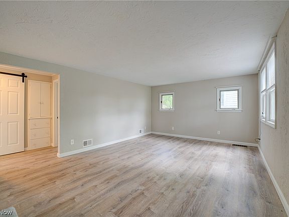 2nd image of 357 Erie Rd
