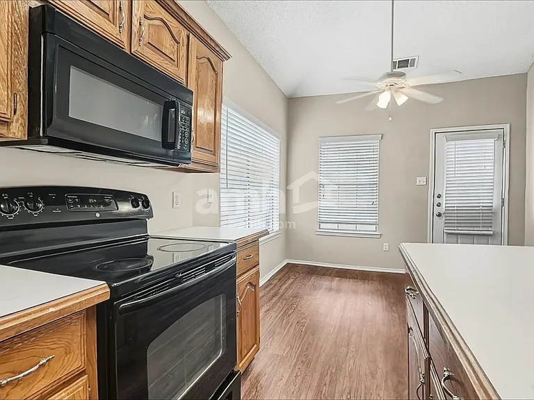 3709 Smartt St — Photo 5