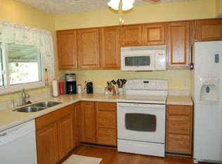 393 Derrer Rd, Columbus, OH 43204