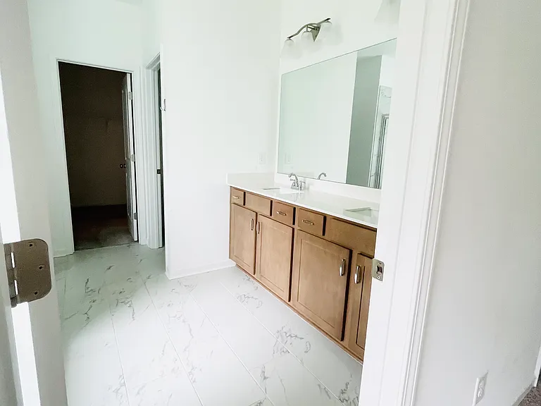 313 Winston Way — Photo 15