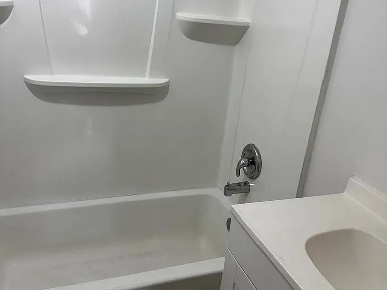 315 N K St — Photo 10